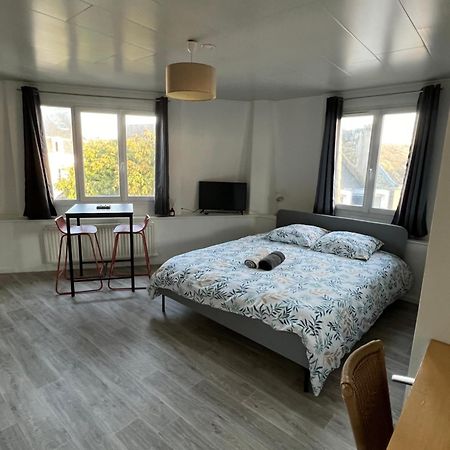 Le Stud' Joli Appartement Lumineux En Plein Centre Ville シェルブール・アン・コタンタン エクステリア 写真