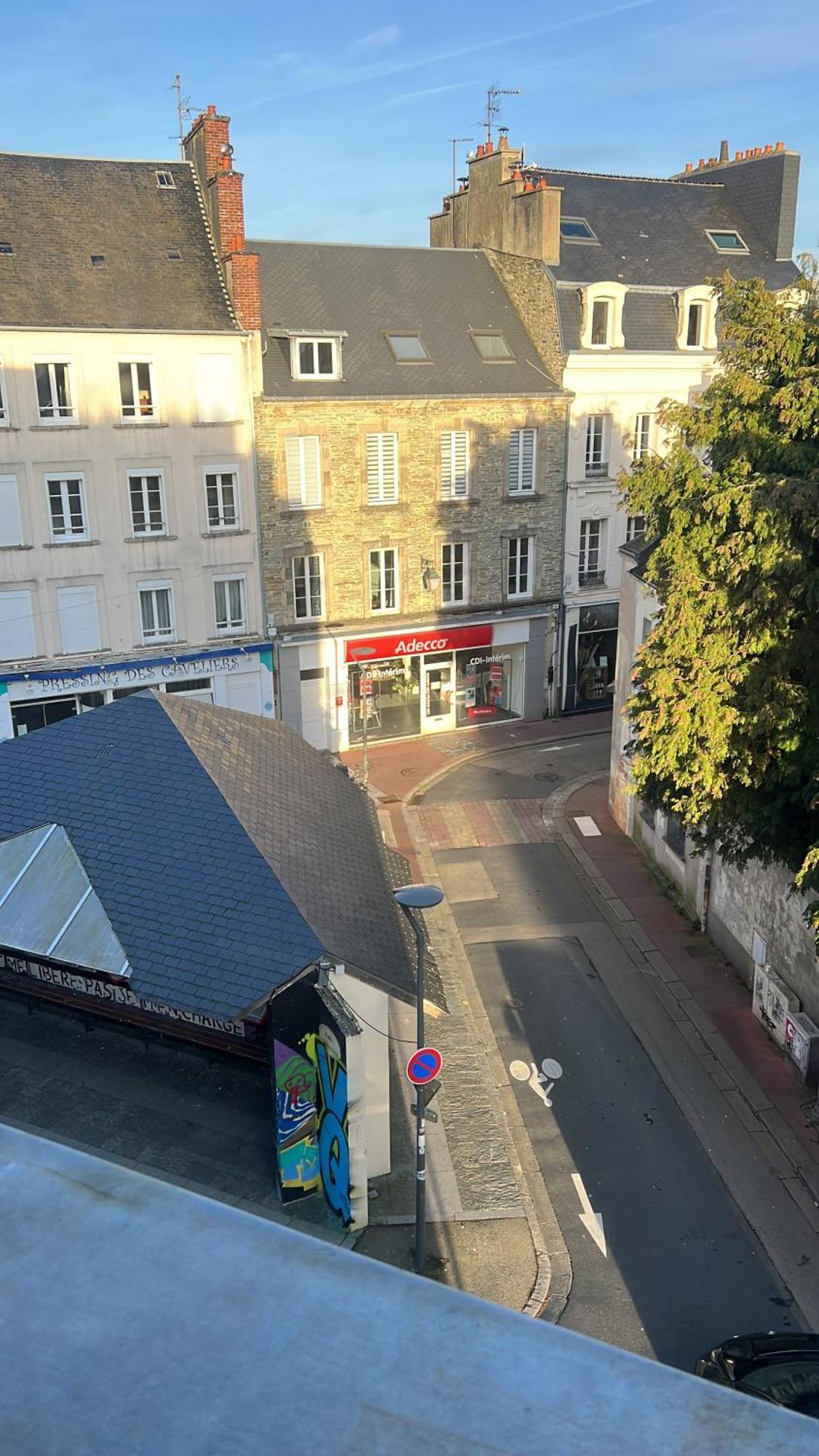 Le Stud' Joli Appartement Lumineux En Plein Centre Ville シェルブール・アン・コタンタン エクステリア 写真